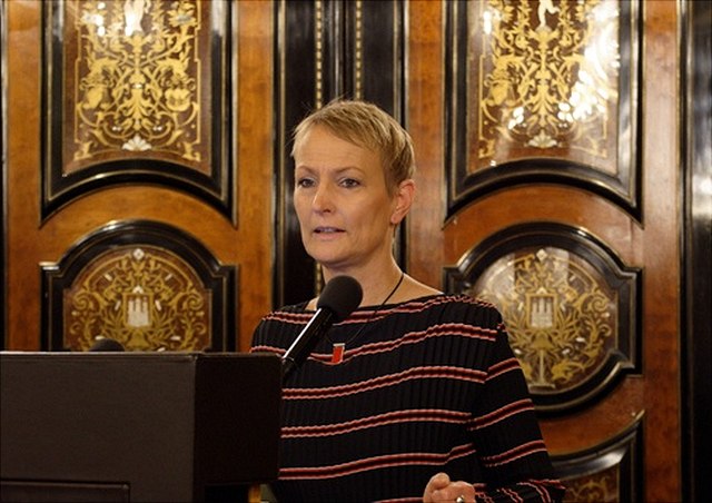 Dr. Stefanie von Berg