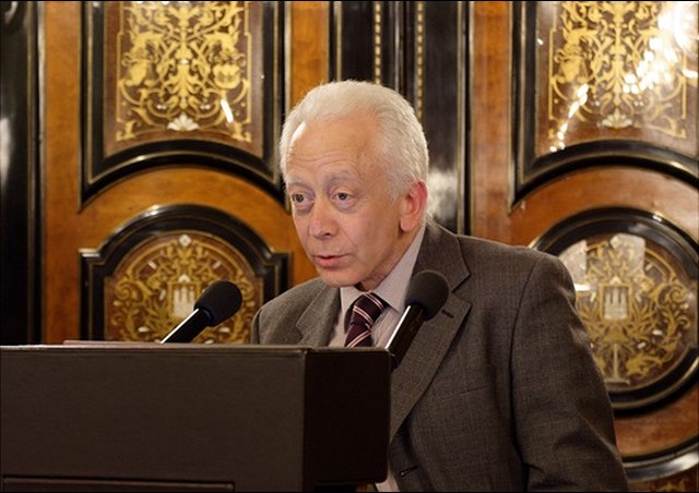 Prof. Dr. Giuseppe Veltri