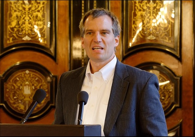 Prof. Dr. Florian Pohl 